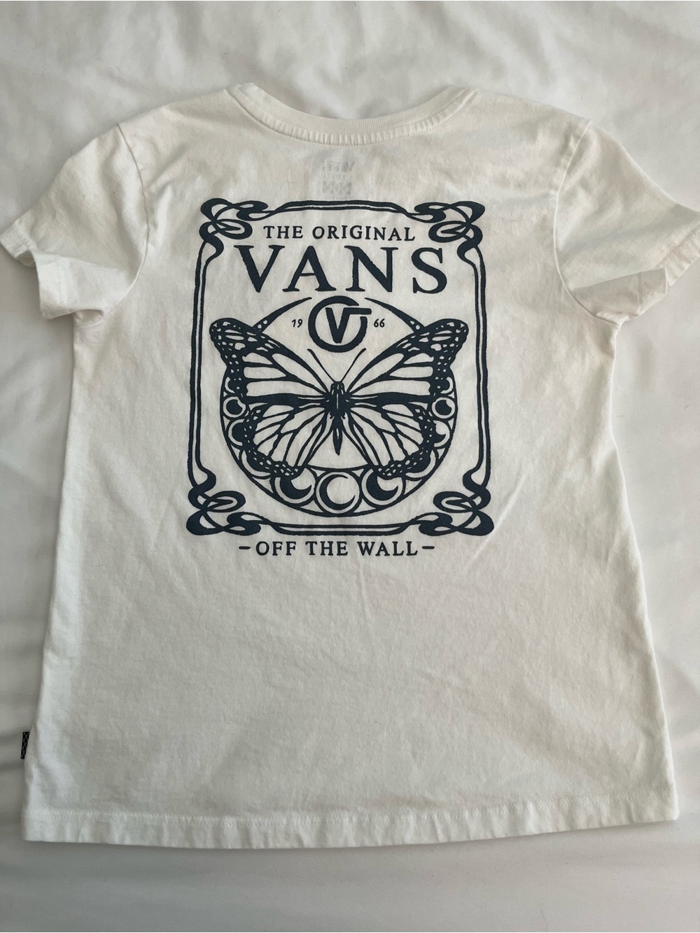 Vans White Short-Sleeve Tee with Black Butterfly Logo
Size xs